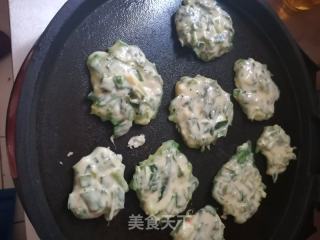 韭菜小饼的做法步骤：6