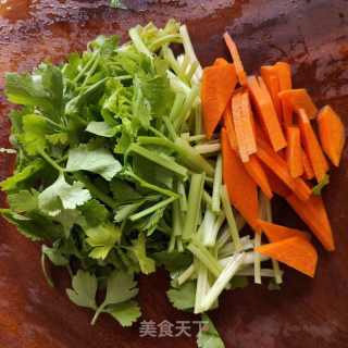 鲈鱼籽炒鸡蛋的做法步骤：7