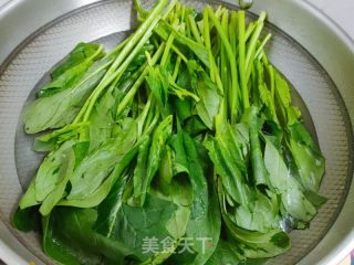 芝麻酱拌菠菜的做法步骤：2