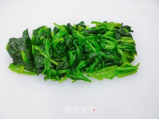 芝麻酱拌菠菜的做法步骤：3
