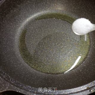 梅花肉炒冬笋的做法步骤：4