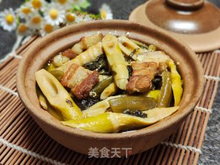 五花肉咸菜苦笋煲的做法步骤：14