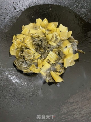 酸菜五花肉的做法步骤：13