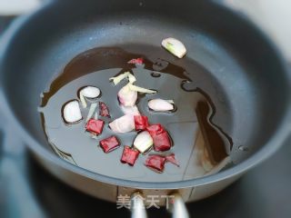 白萝卜丝炒肉的做法步骤：5
