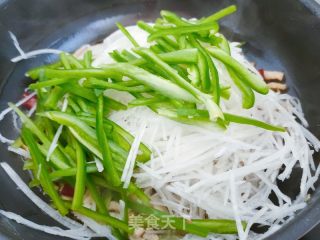 白萝卜丝炒肉的做法步骤：7