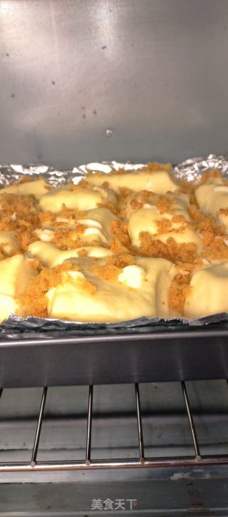 手撕肉松面包的做法步骤：8
