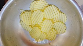 网格薯片的做法步骤：3