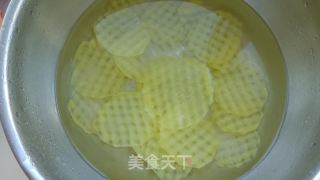 网格薯片的做法步骤：6