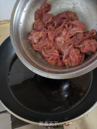 羊肉炒双葱的做法步骤：6