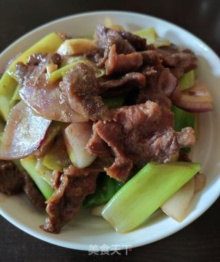 羊肉炒双葱的做法步骤：9