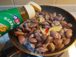5分钟快手菜～炒油蛤的做法步骤：6