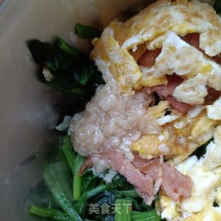 煎蛋午餐肉拌菠菜的做法步骤：16