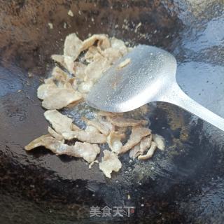 韭菜炒雷笋的做法步骤：5