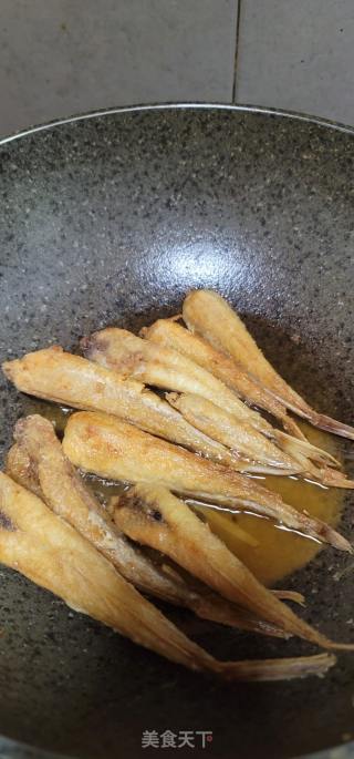 香煎红娘鱼的做法步骤：8