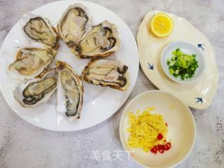减脂美容快手菜/蒜蓉烤生蚝的做法步骤：2