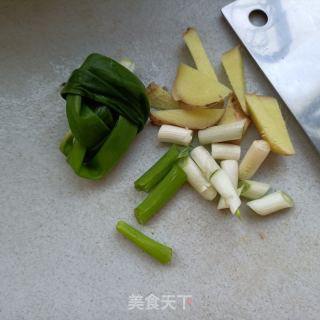 金华火腿梅花肉炖雷笋的做法步骤：9