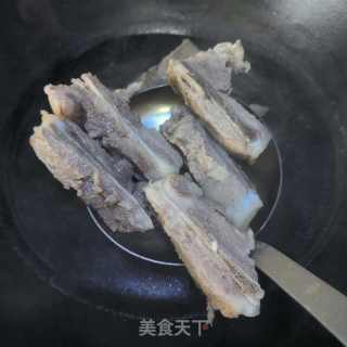 苦瓜黄豆排骨煲的做法步骤：7