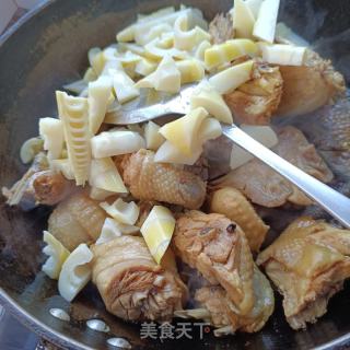 雷笋烧鸡公的做法步骤：8