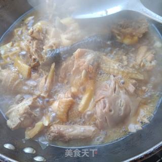 雷笋烧鸡公的做法步骤：10