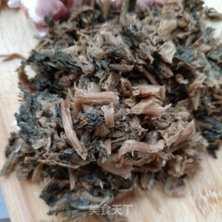 双梅烧雷笋（梅菜梅花肉烧雷笋）的做法步骤：3