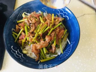 过油肉拌面的做法步骤：12