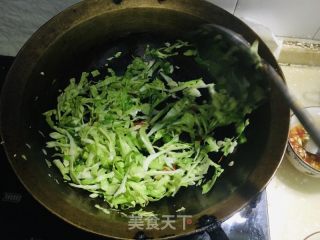 莲花菜鸡蛋炒米粉的做法步骤：6