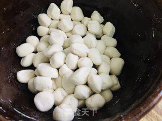 韭菜粉条鸡蛋水饺的做法步骤：8