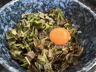 香椿鸡蛋的做法步骤：1
