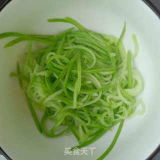 茭瓜拌海参的做法步骤：5