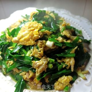 虾酱韭菜炒鸡蛋的做法步骤：10