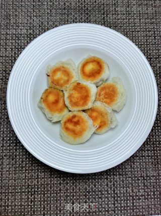 生煎梅菜包的做法步骤：21