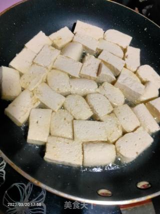 香煎自制卤水豆腐的做法步骤：4