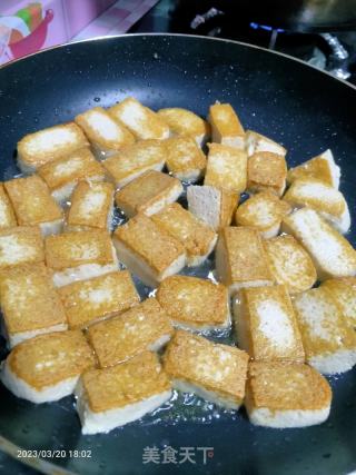 香煎自制卤水豆腐的做法步骤：5