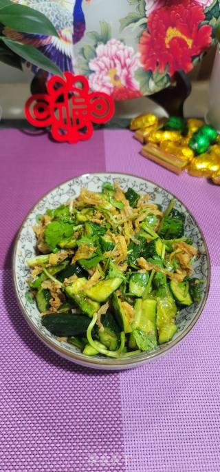 裙边拌青瓜的做法步骤：11