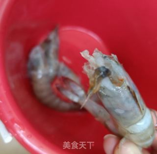 蒸鲜虾的做法步骤：2