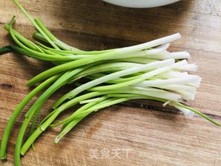 牛肉汤粉的做法步骤：1