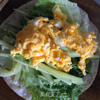 全麦鸡蛋卷饼的做法步骤：6