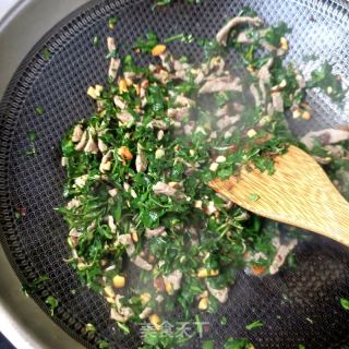 梅花肉花生碎炒苦菜的做法步骤：11