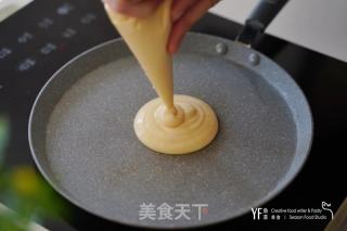 奶油樱花可丽卷 | 零基础????成功的做法步骤：4