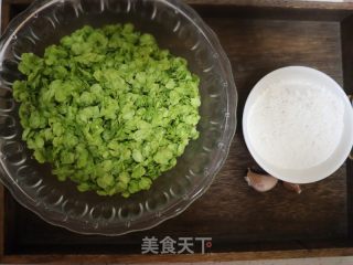 蒸菜蒸榆钱的做法步骤：2