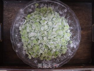 蒸菜蒸榆钱的做法步骤：4