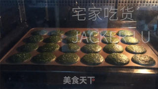 抹茶芝麻薄脆饼，酥酥脆脆，做法简单，越嚼越香。的做法步骤：10