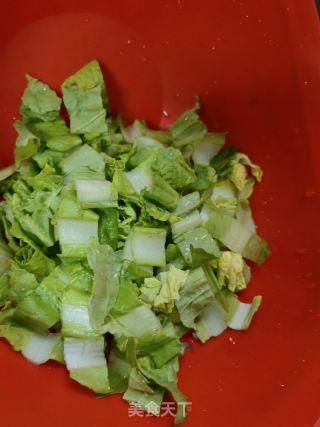 鸡蛋豆腐白菜羹的做法步骤：2