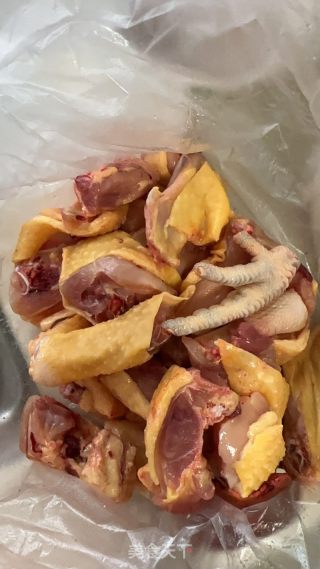 山药鸡汤的做法步骤：1