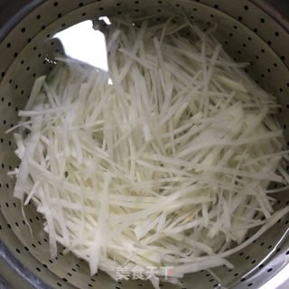 时蔬炒煎饼的做法步骤：2