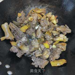 豉汁焖鸭的做法步骤：7