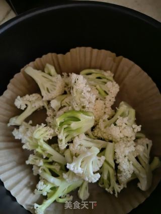 蒜泥花菜的做法步骤：2