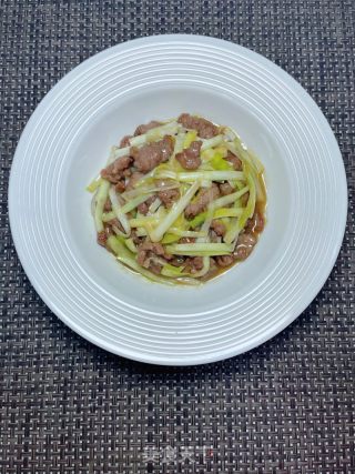 韭黄炒牛肉的做法步骤：11