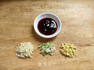 香菇油菜的做法步骤：3