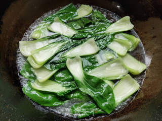 香菇油菜的做法步骤：4